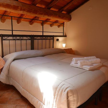 Agriturismo La Staffa 明乔河畔的瓦雷奇奥 外观 照片