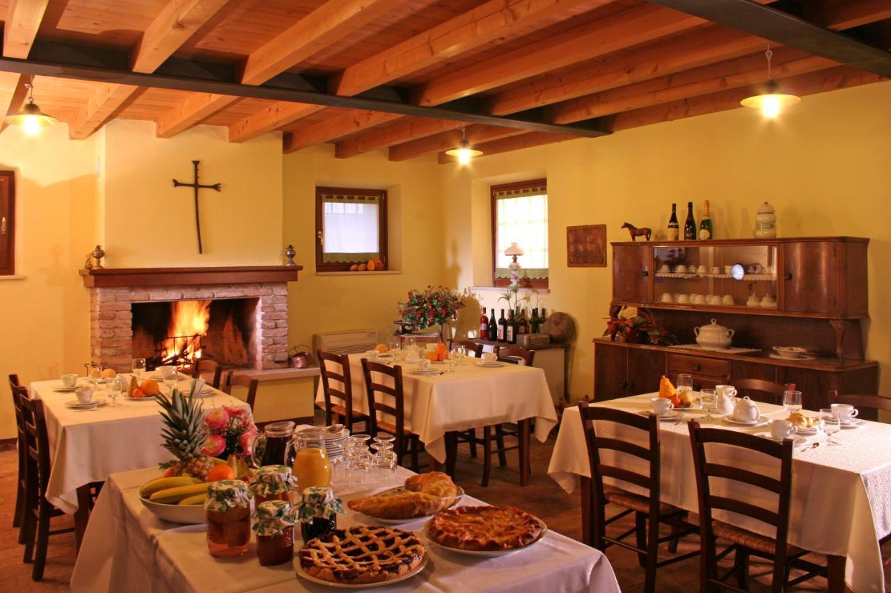 Agriturismo La Staffa 明乔河畔的瓦雷奇奥 外观 照片