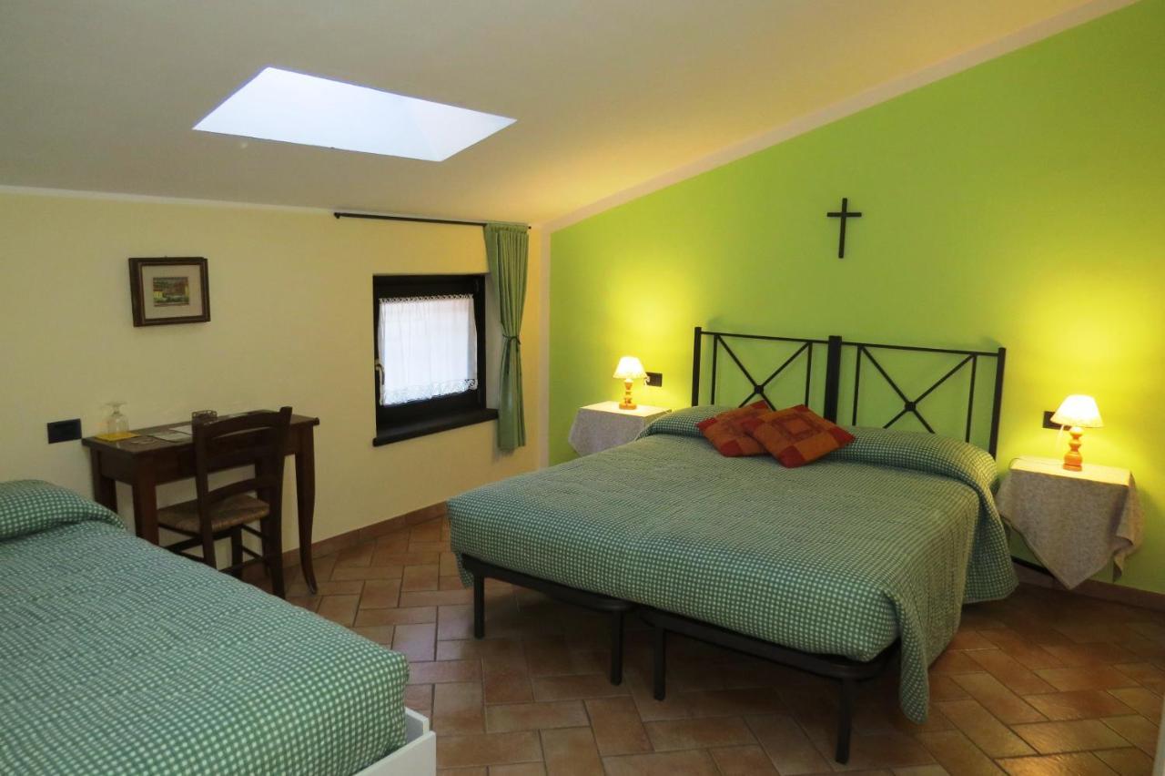 Agriturismo La Staffa 明乔河畔的瓦雷奇奥 外观 照片